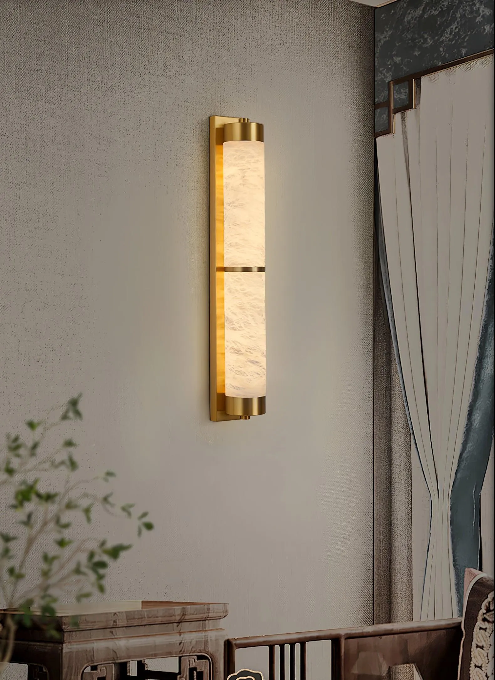 Cylindra Alabaster Brass Wall Light