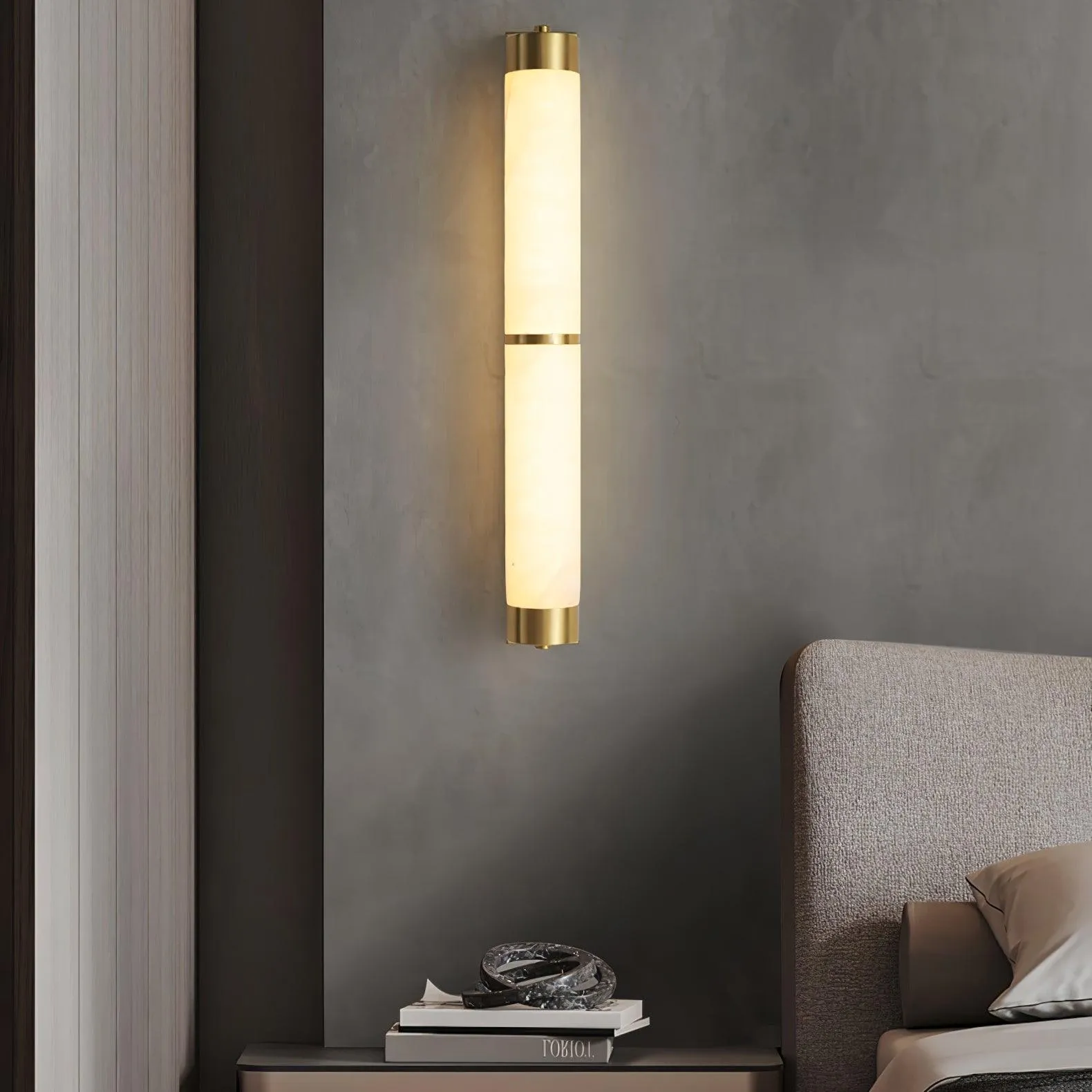 Cylindra Alabaster Brass Wall Light