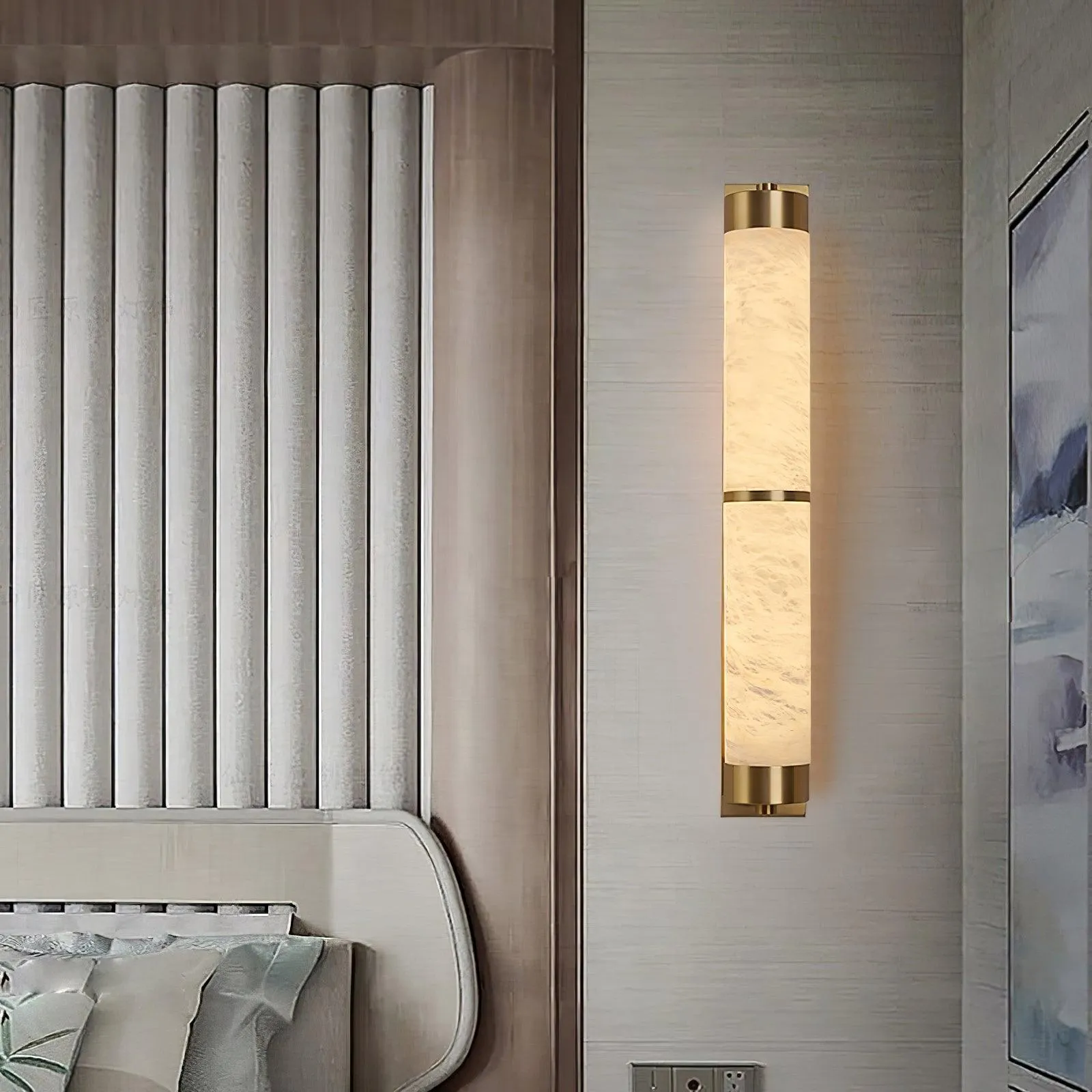 Cylindra Alabaster Brass Wall Light