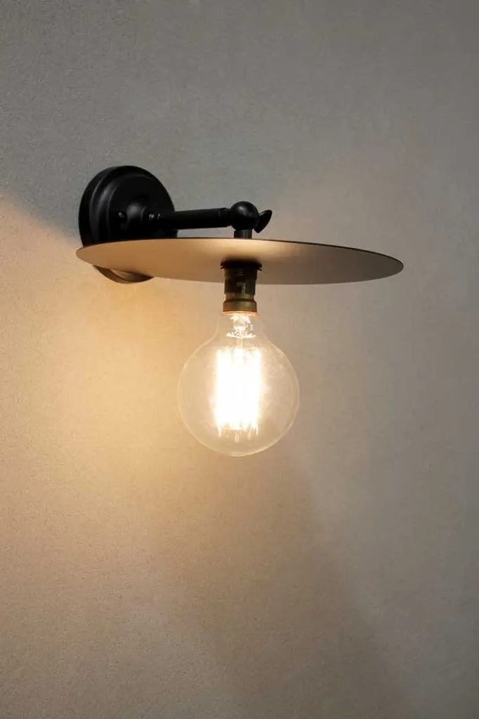 Disc Wall Lamp